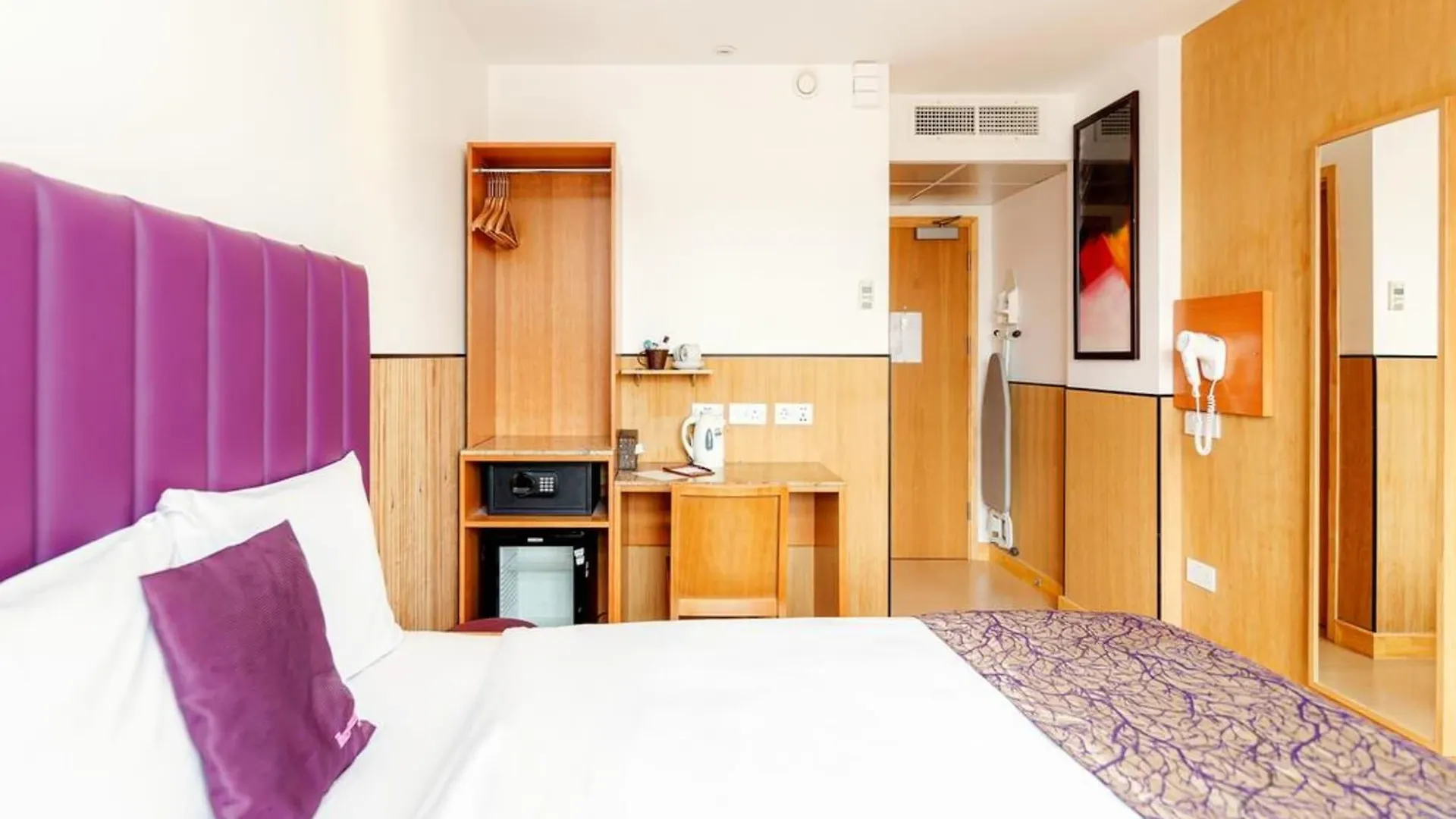 Eurotraveller Hotel - Premier - Tower Bridge London 3*,  United Kingdom