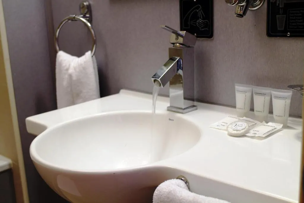 Eurotraveller Hotel - Premier - Tower Bridge London